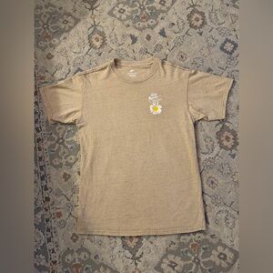 NIKE SPORTSWEAR MAX90 NIKE DAY TEE LOOSE FIT SZ MENS SMALL LIGHT STONE